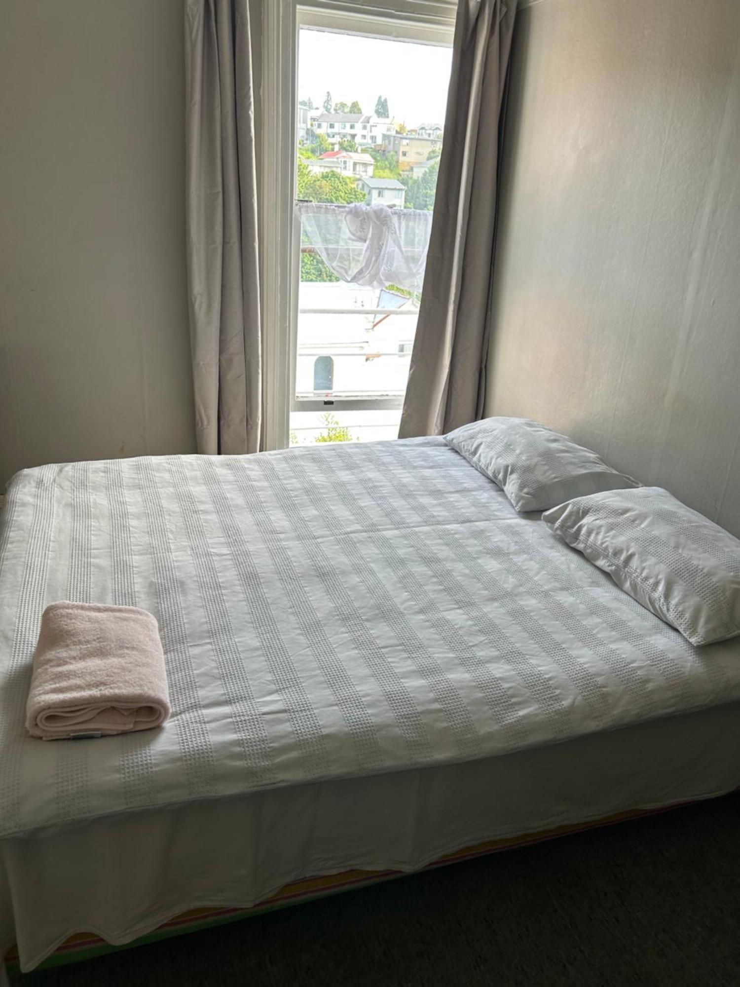 Ballymena House Hotel Dunedin Bagian luar foto